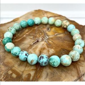 8mm Turquoise natural stretch bead bracelet NEW